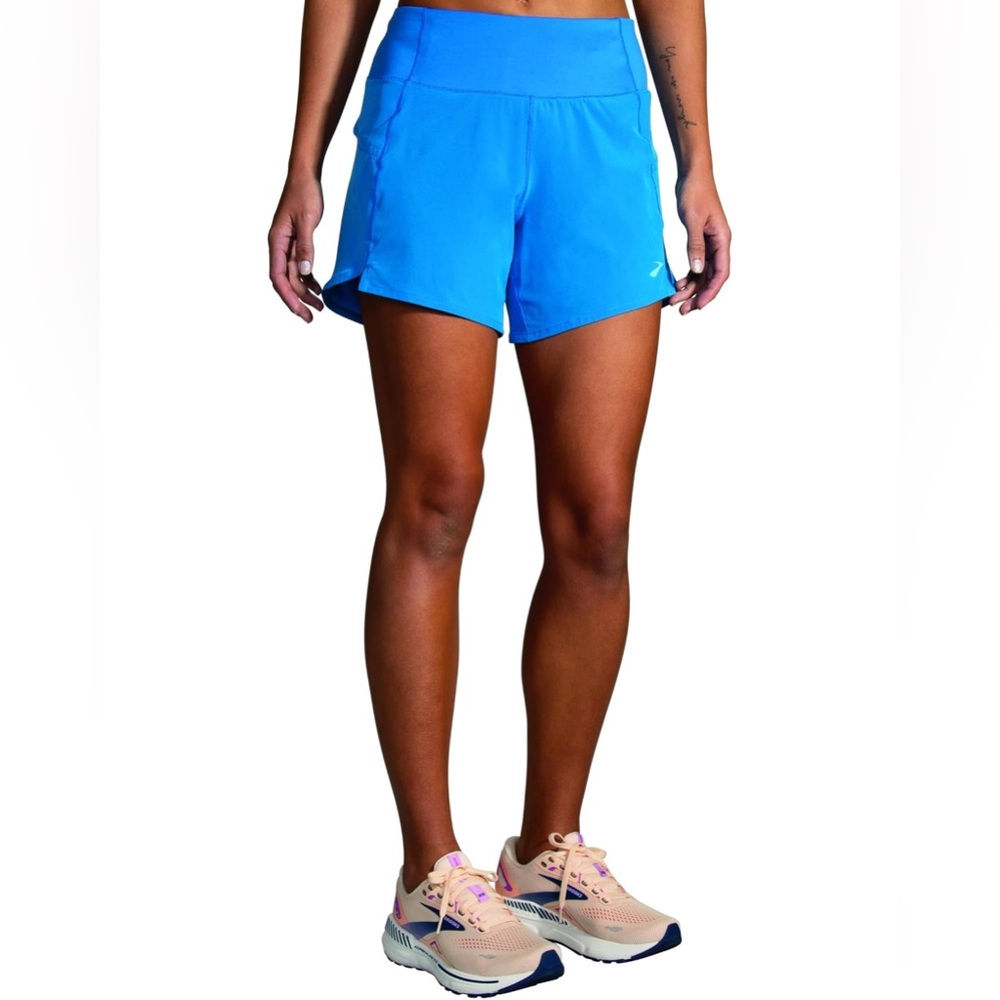 Brooks Chaser 5” short NWT - washed plum